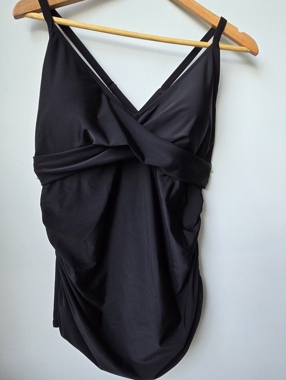 RELLECIGA Swim TOP Womens XXL Black Beach Travel Flattering